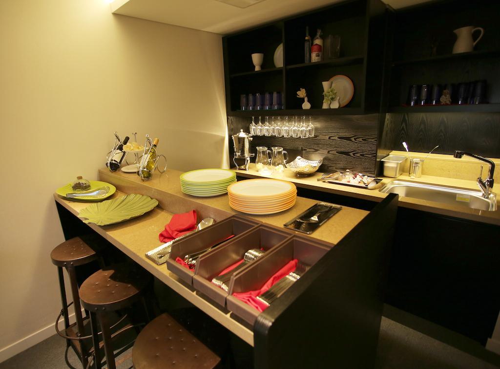 I.T.W Hotel Seoul Exteriör bild