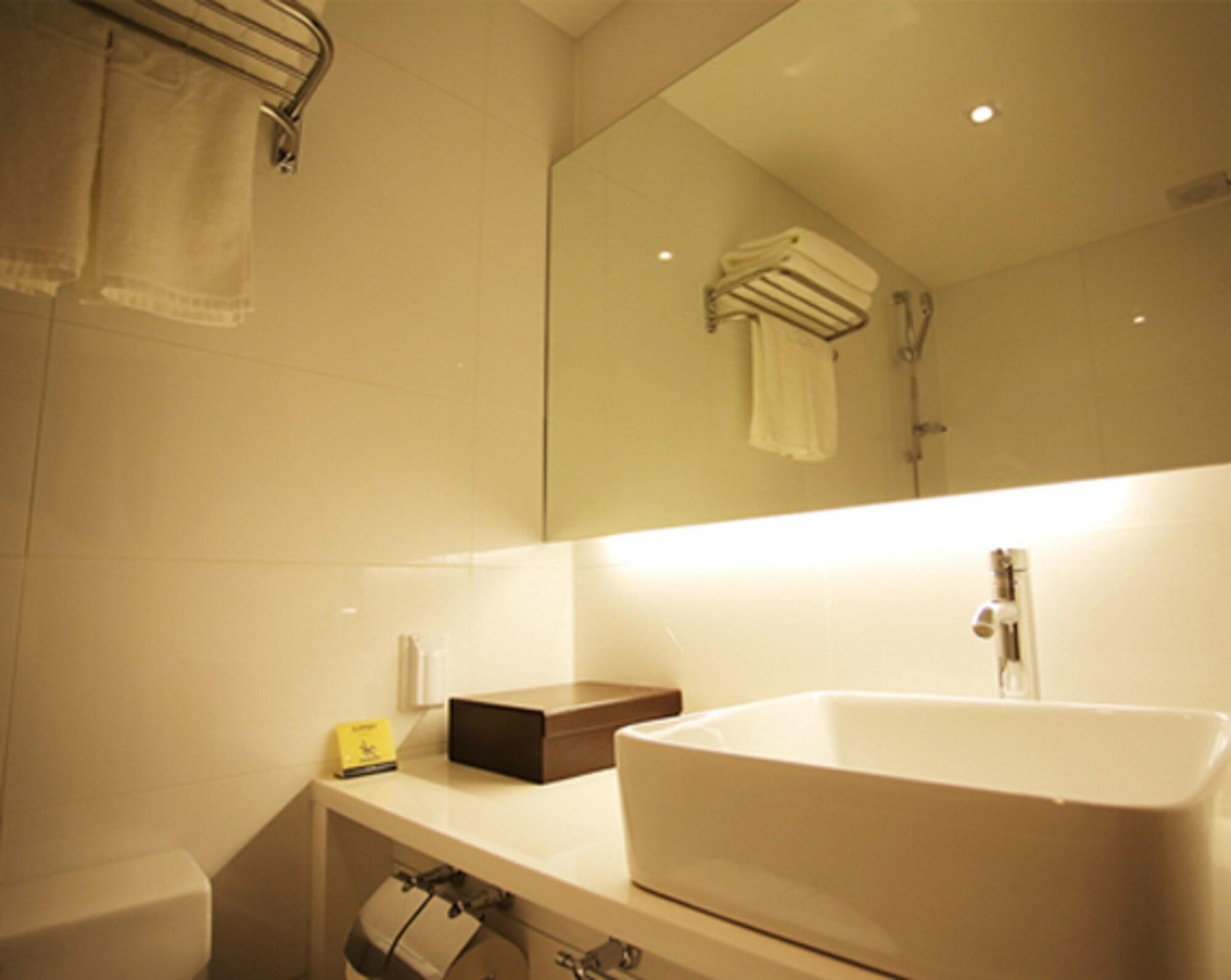 I.T.W Hotel Seoul Exteriör bild