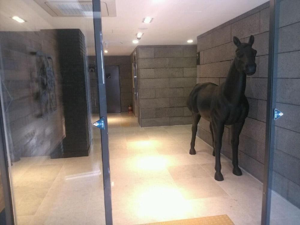I.T.W Hotel Seoul Exteriör bild